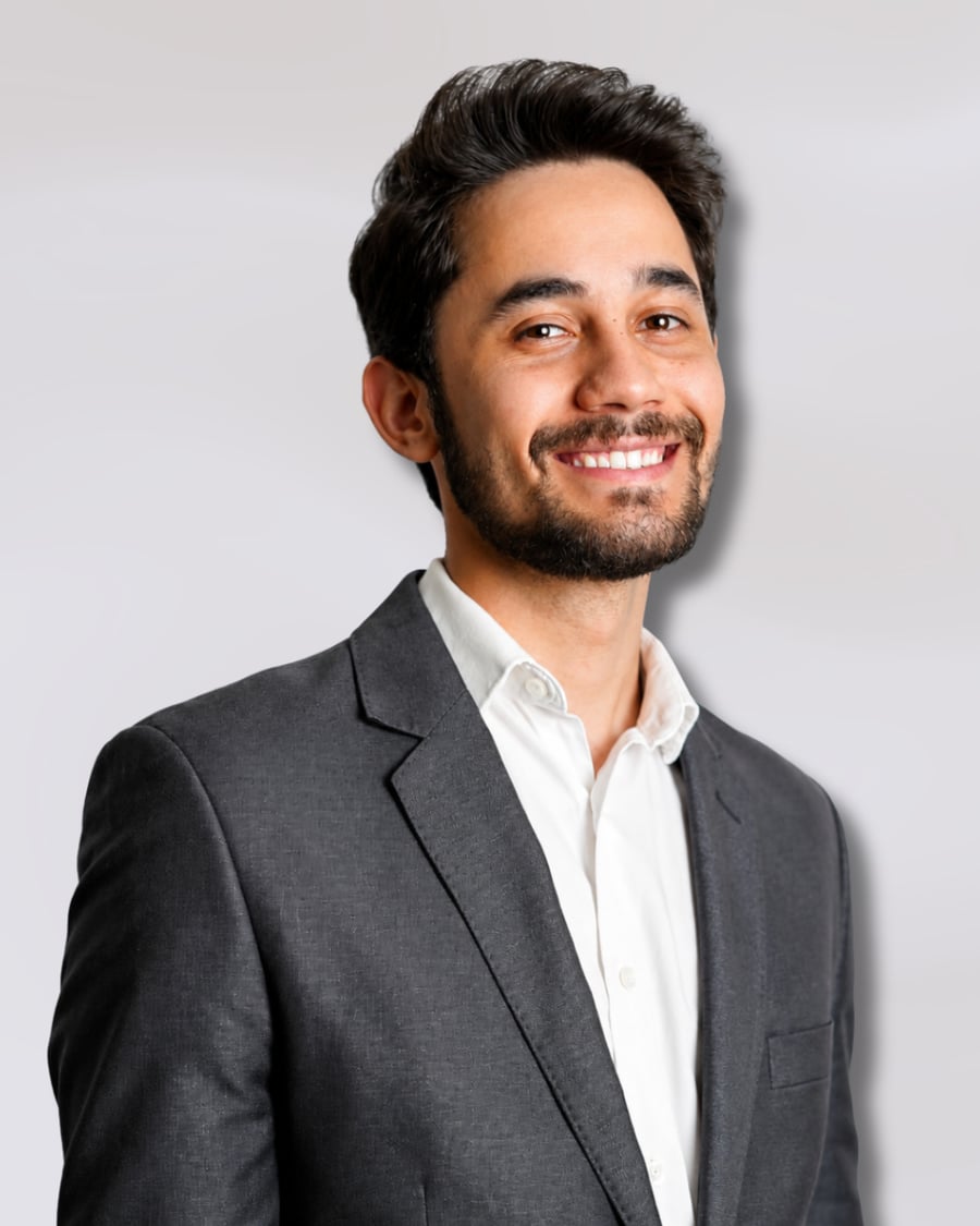 Dr. Mateus Castro